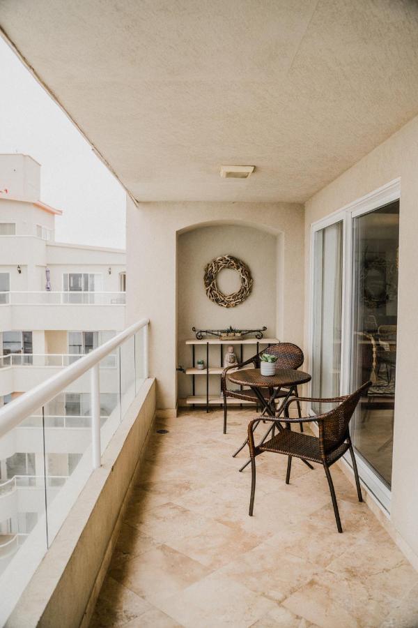 Apartamento 'Luxury Oceanfront Penthouse With Pools, Jacuzzis And Spectacular Ocean Views' Rosarito Exterior foto